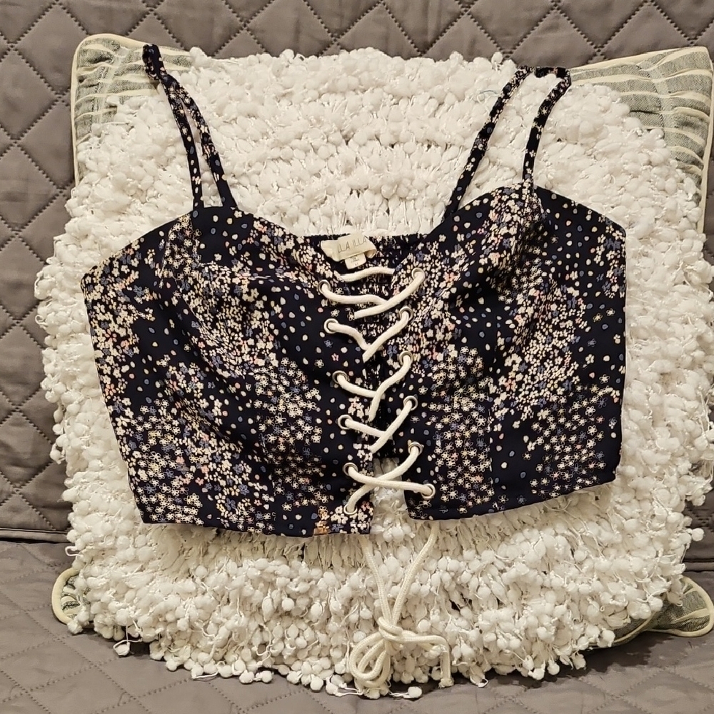 ILLA ILLA Blue Floral Corded Front Crop Top
